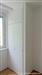 Renovace jádra Koubek - Renovovaná vestavěná skříň spížka, v bílé barvě s renovací bílé výmalby v kuchyni a sladěnou garnyží v barvě